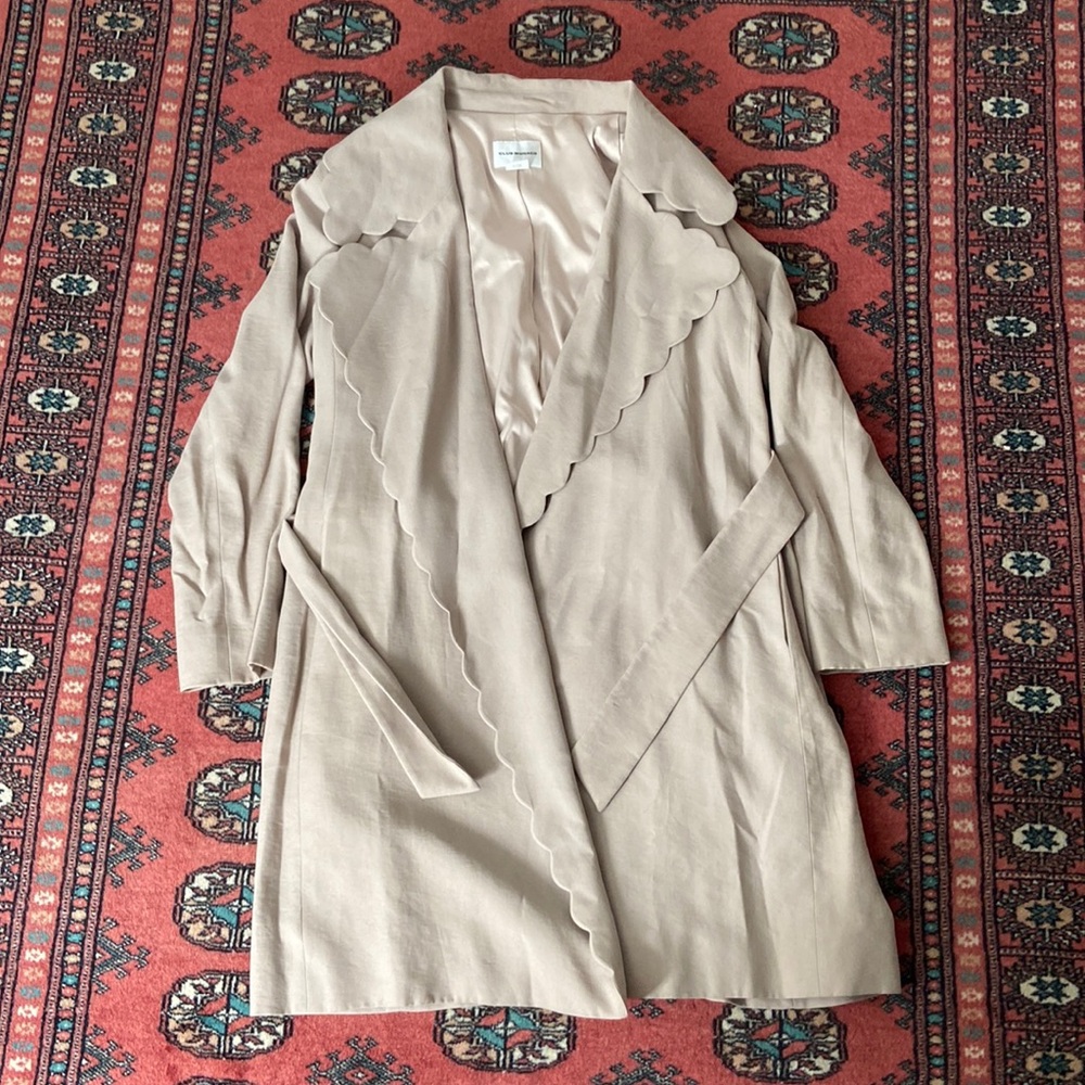 Club Monaco Frederrika Scalloped Trench Coat